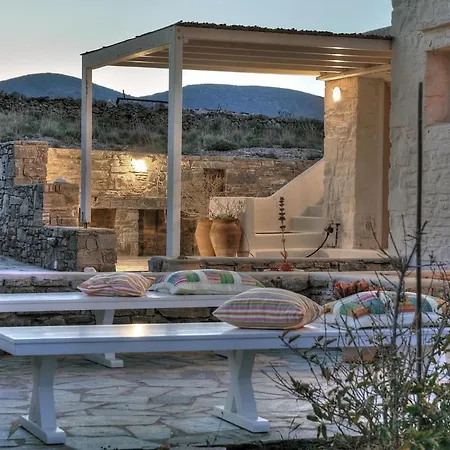 別荘 Cycladique Avec Piscine A Debordement Vue Imprenable Sur La ピソ ・リバディ